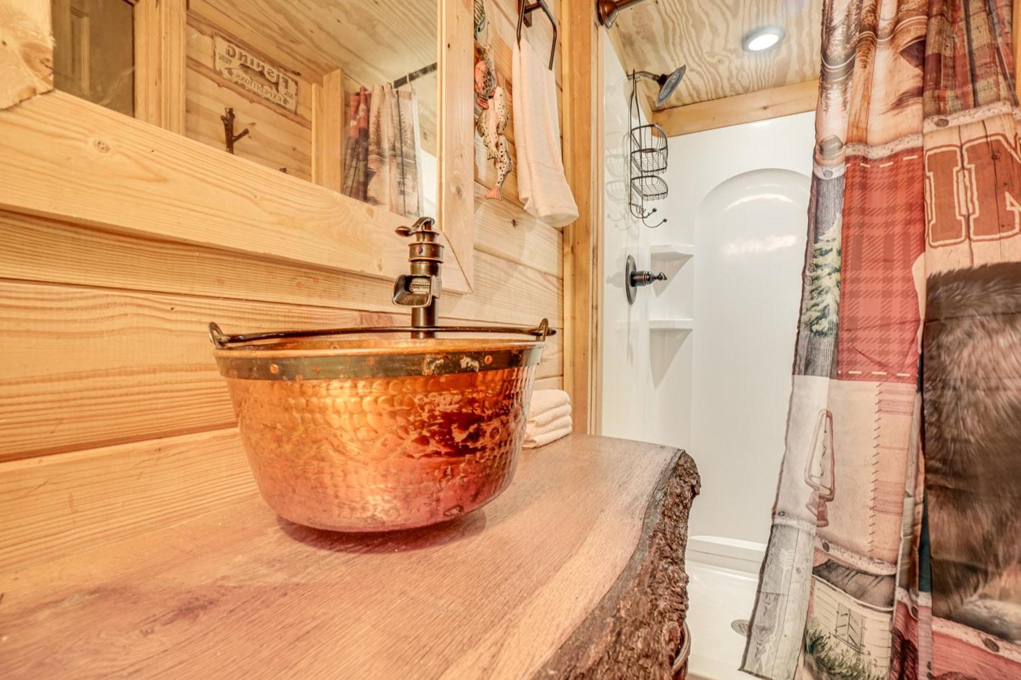 North Georgia Mtn Escape With Hot Tub And Games! Villa Sautee Nacoochee Eksteriør billede